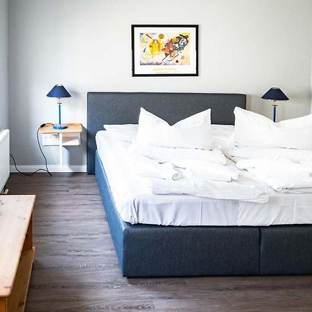 روستوك Apartmenthaus Chrischanshof المظهر الخارجي الصورة