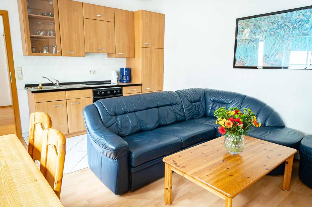 روستوك Apartmenthaus Chrischanshof المظهر الخارجي الصورة