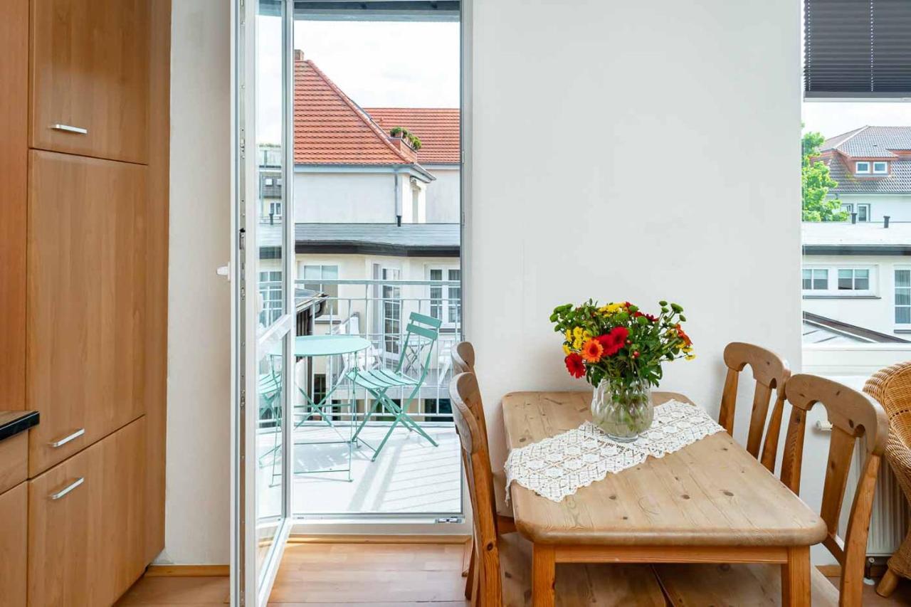 روستوك Apartmenthaus Chrischanshof المظهر الخارجي الصورة