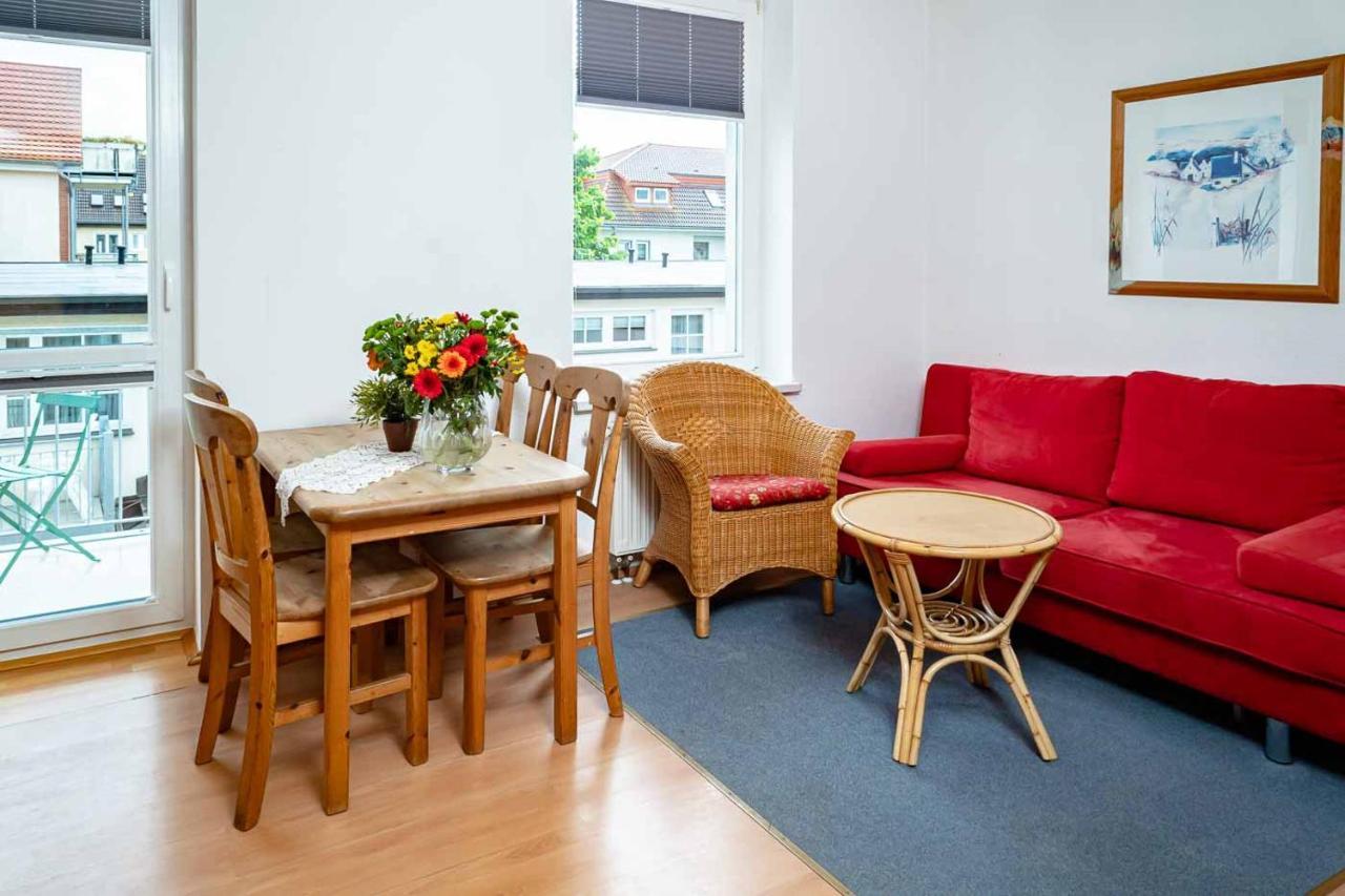 روستوك Apartmenthaus Chrischanshof المظهر الخارجي الصورة