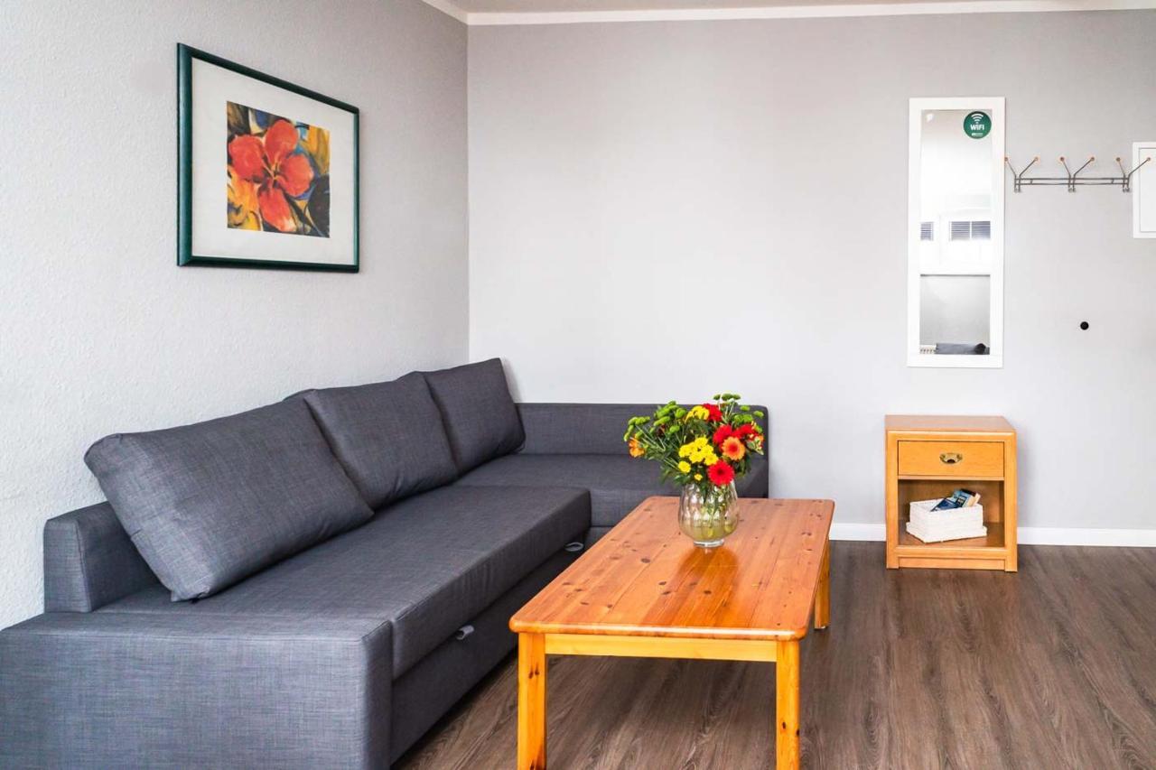 روستوك Apartmenthaus Chrischanshof المظهر الخارجي الصورة